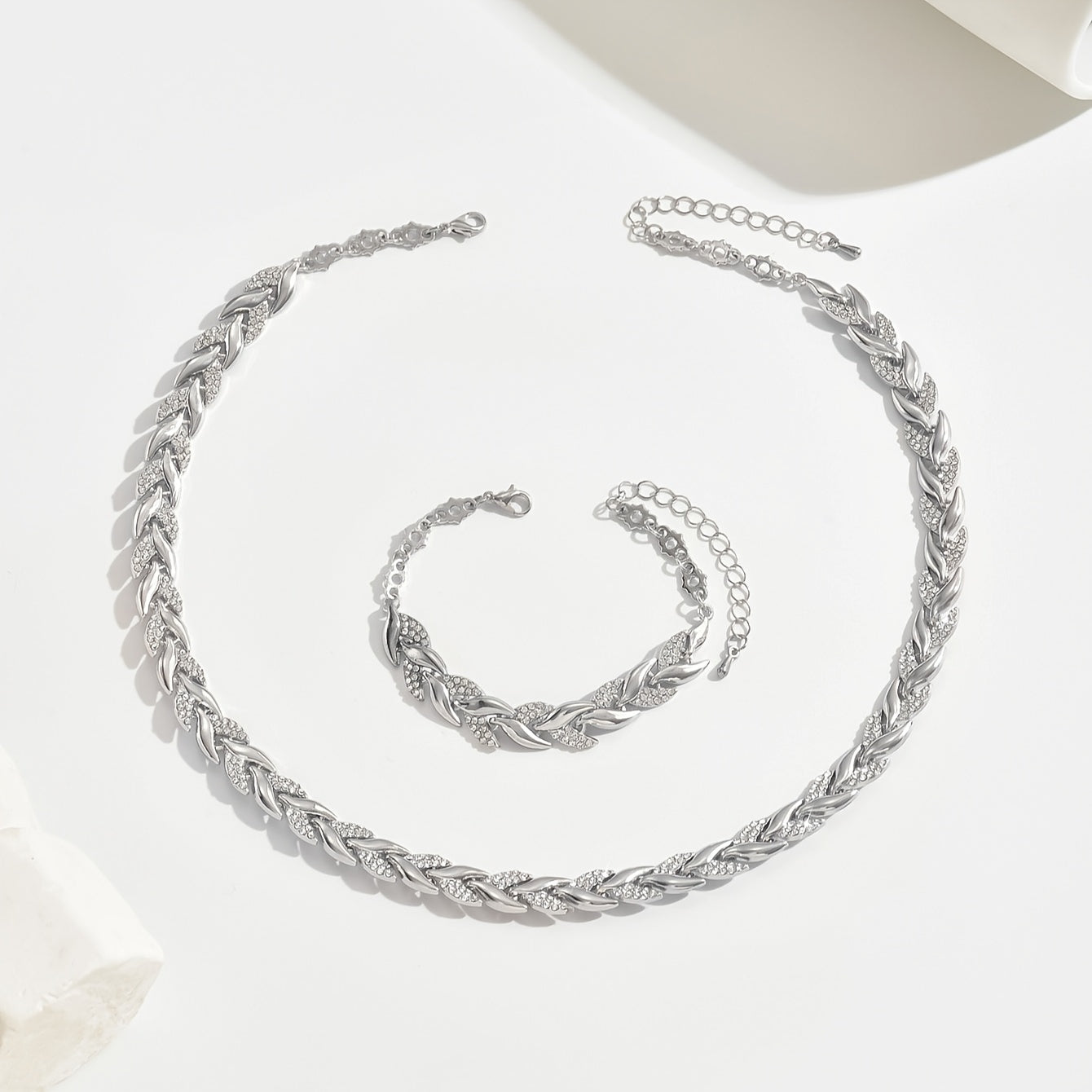 Elegant glas strass fiskstjärtset