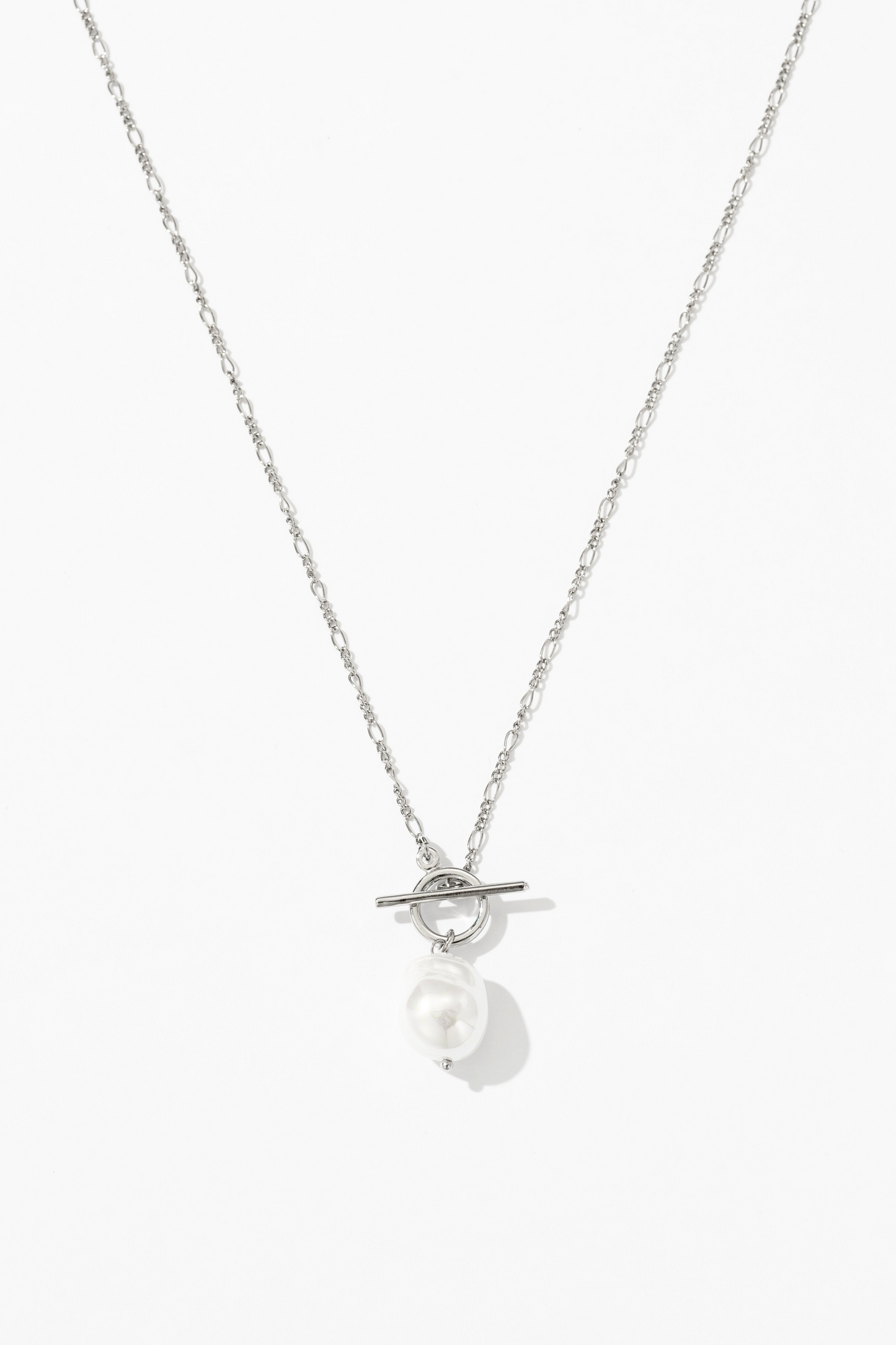 Elegant gyllene pärlhalsband