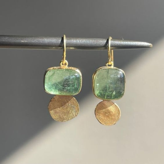 Vintage gröna gyllene glasörhängen