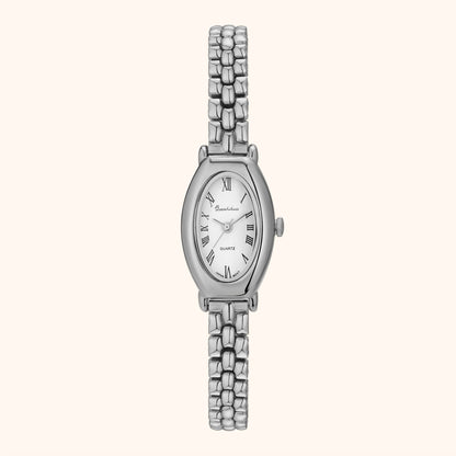 Klassisk minimalistisk silverklocka