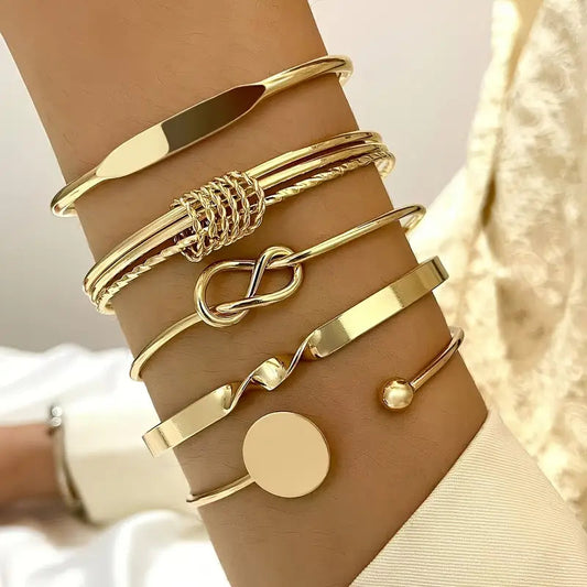 Arabella | Elegant guldknuten armbandsset