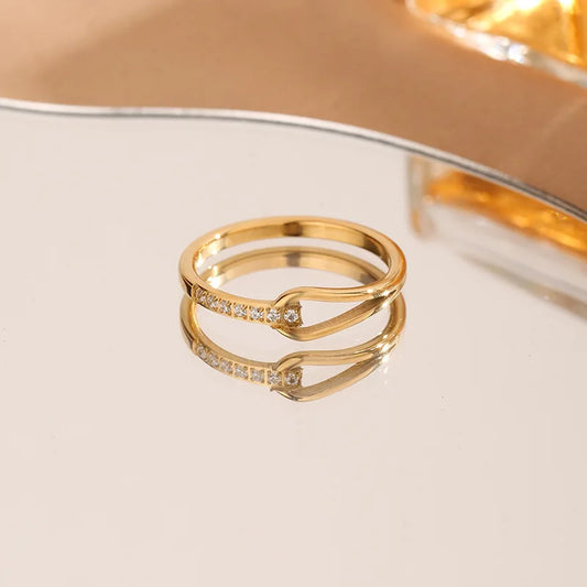 Geometrisk elegant guldring