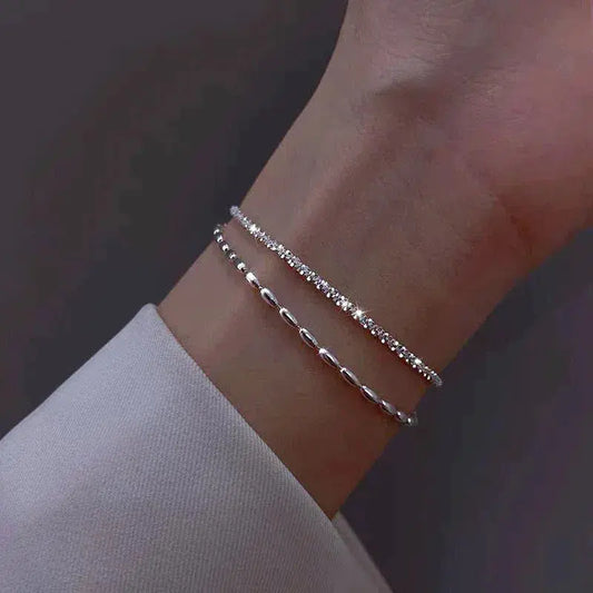 Elegant silverarmband med zirkoniastenar 