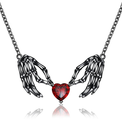 Bergqvist™ | Gothic Heart Pendant Necklace