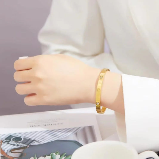 Eleganta kristallarmband