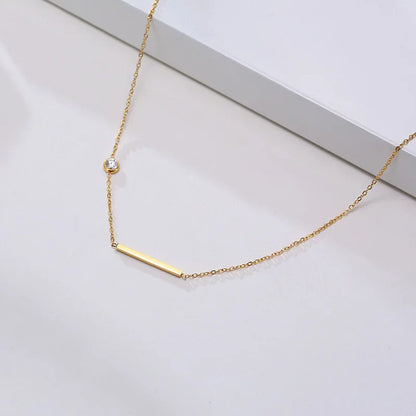 Halsband med strålande sidledskors