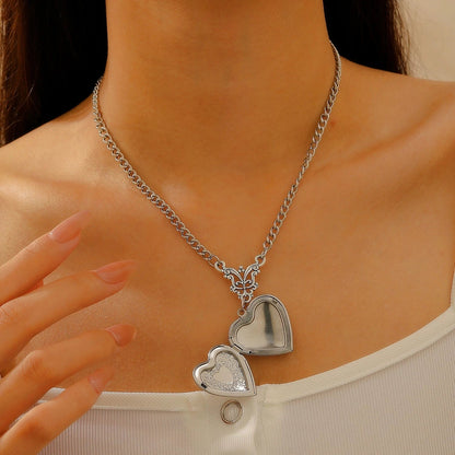 Bergqvist™ | Gothic Bat Heart Locket Necklace