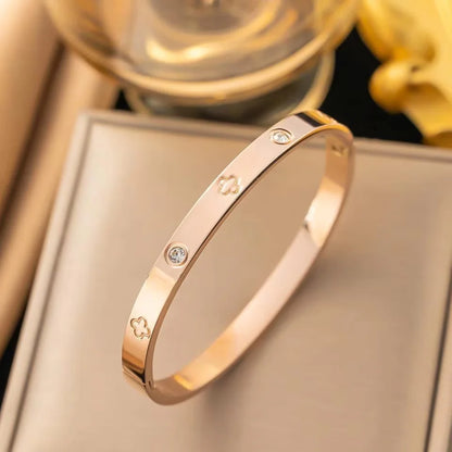 Eleganta kristallarmband