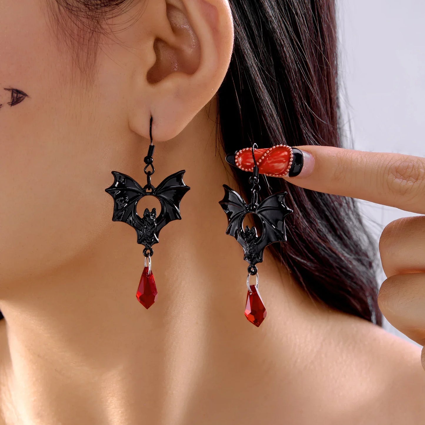 Bergqvist™ | Gothic Drop Earrings