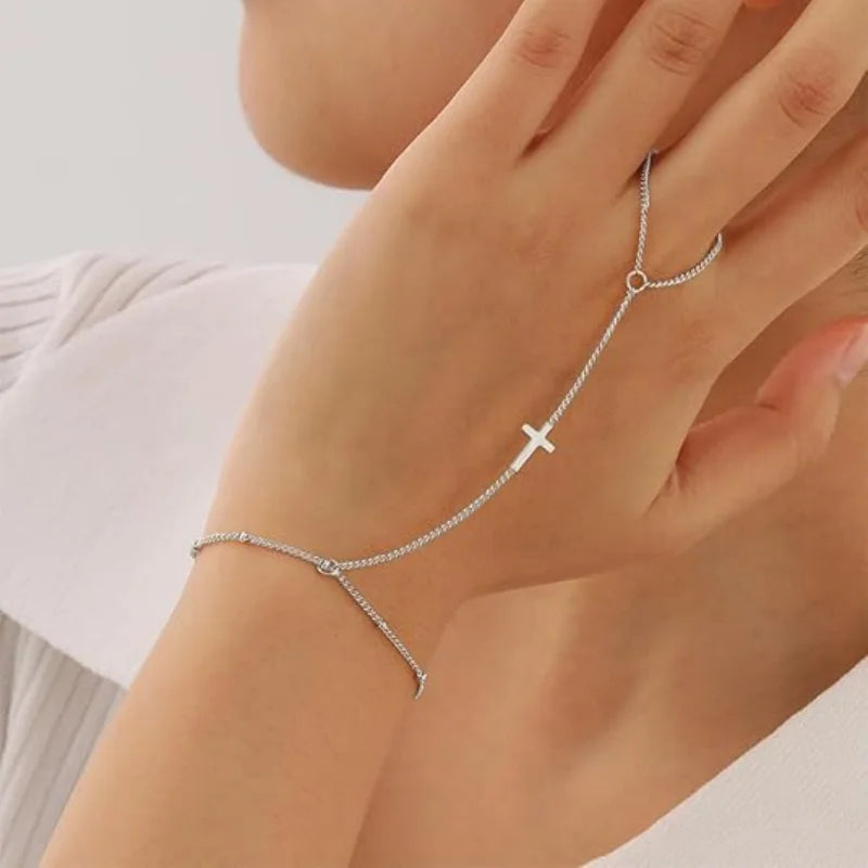 Armband med kors i guld