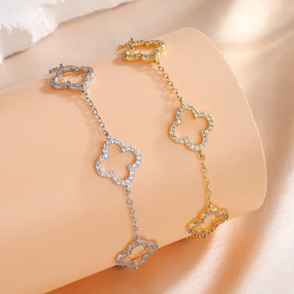 Klöverberlockarmband