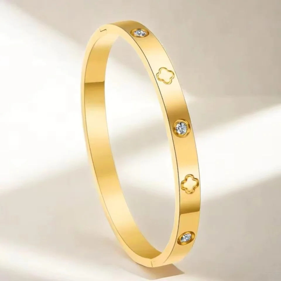 Eleganta kristallarmband