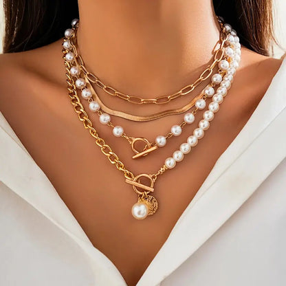 Grace | Halsband i vintage-stil med guldpärlor
