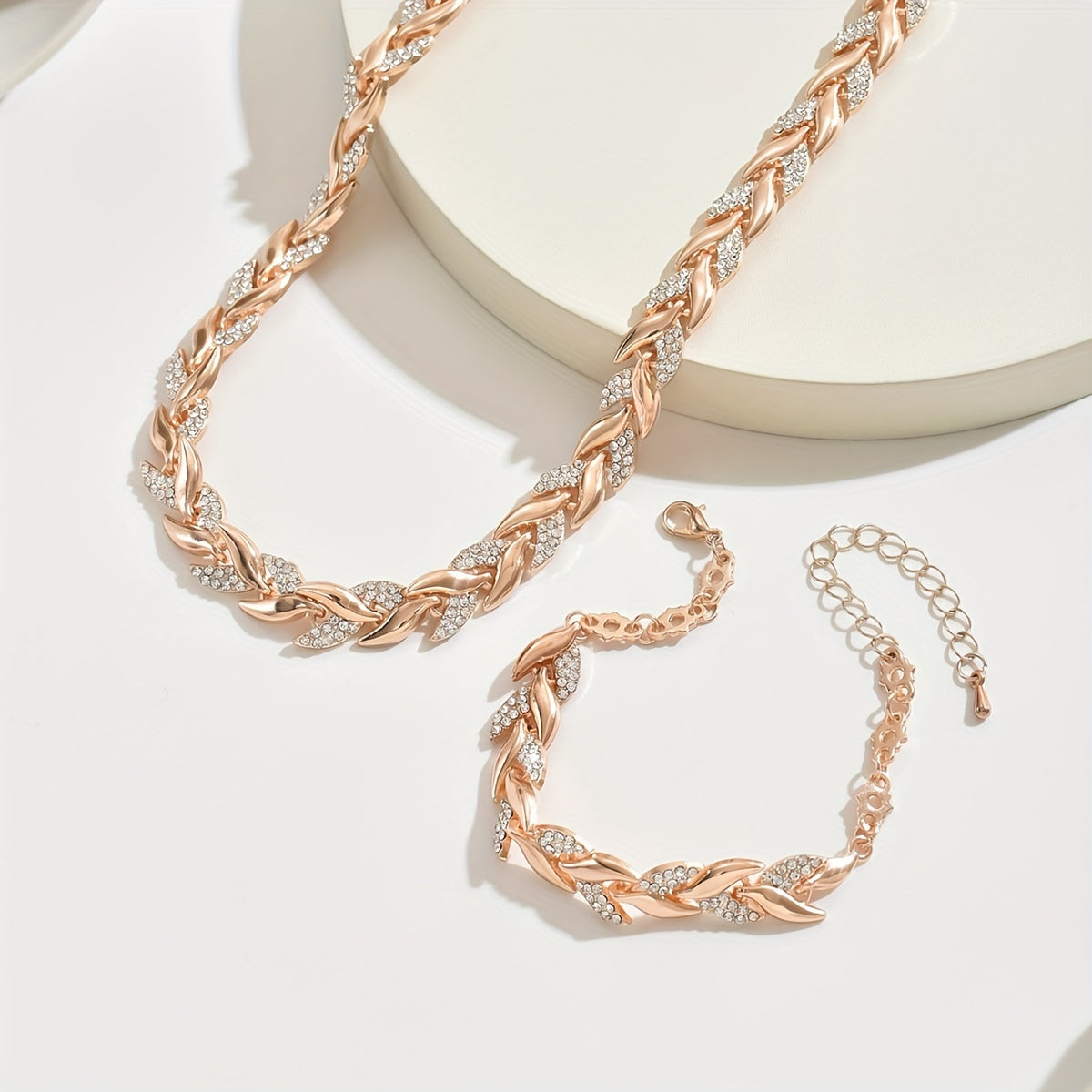 Elegant glas strass fiskstjärtset 