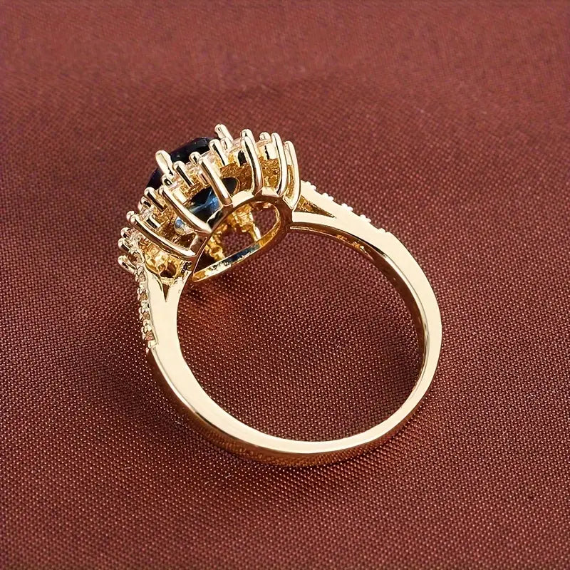 Castelle™ ELARA SAPPHIRA RING 