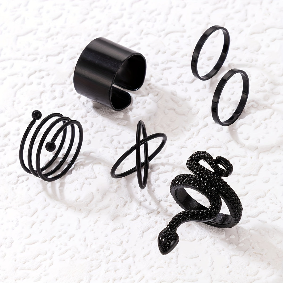Bergqvist™ | Black Snake & Geometric Ring Set