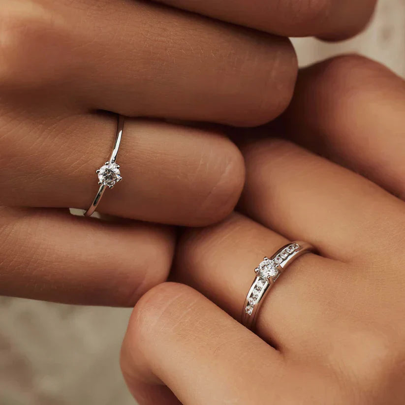 Abella Maris Ring | Vitt guld