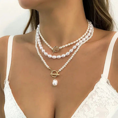 CHIC PEARL PENDANT NECKLACE