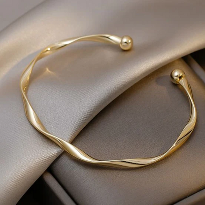 Elegant gyllene armband 