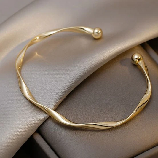 Elegant gyllene armband 