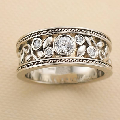 Lyxig silverring med zirkoniastenar