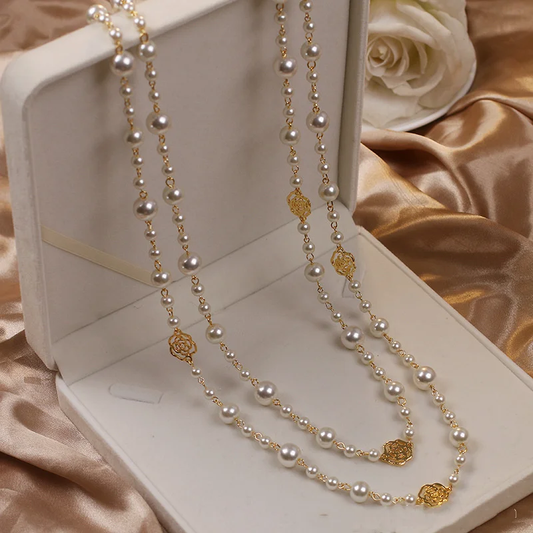 Elegant guldpärlhalsband