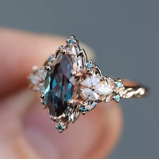 Blå kristallin exotisk ring