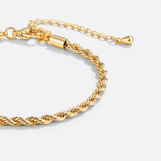 Twisted Chic Guldarmband